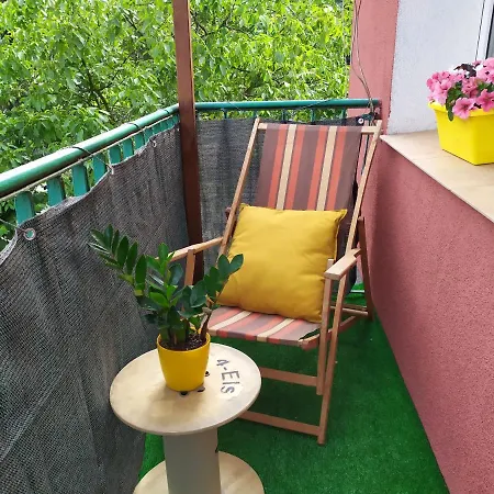 Garden Hause *